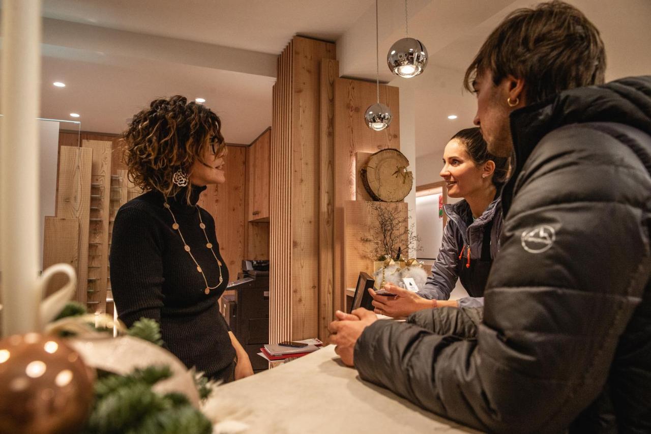Hotel Nele Ziano di Fiemme Eksteriør bilde